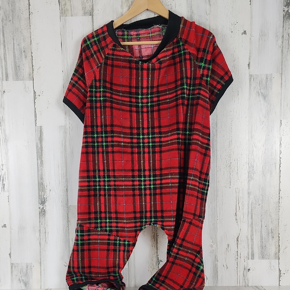 Target dog fleece black red green plaid sweater coat pajamas Size XL